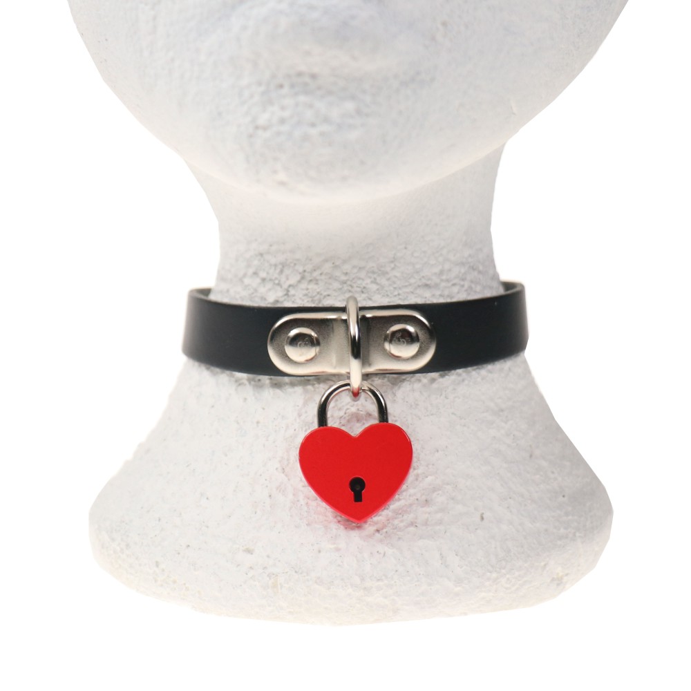 Bullet 69 Funky Punk - 1 row small red heartlock Choker - Zwart/Rood